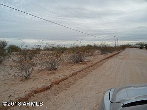 2nd image of 19050 W Jomax Rd