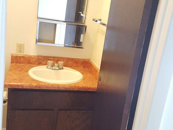 5th image of 2713 W 27th St APT C