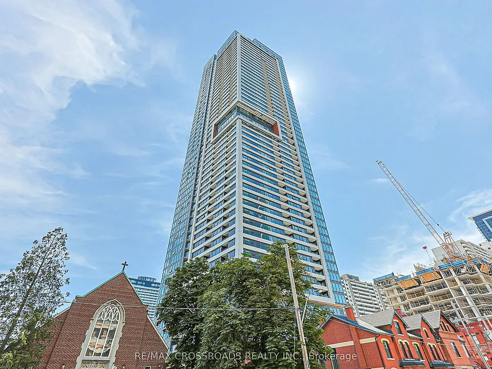 609 Sherbourne St #5201