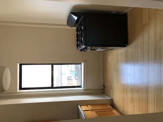 Rented by null | media 8