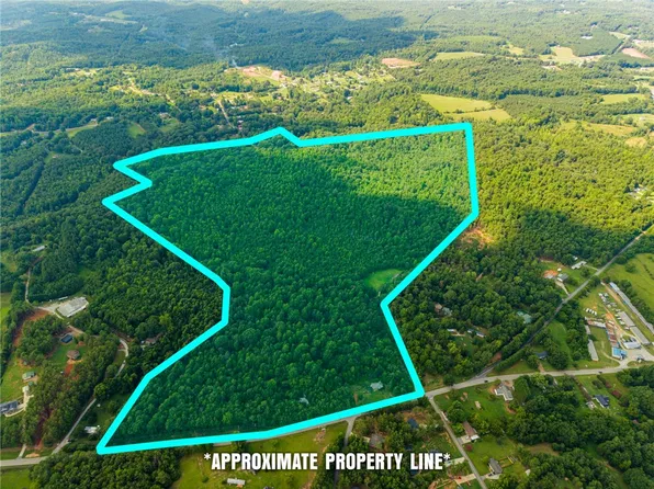 2904 Walhalla Hwy, Six Mile, SC 29682