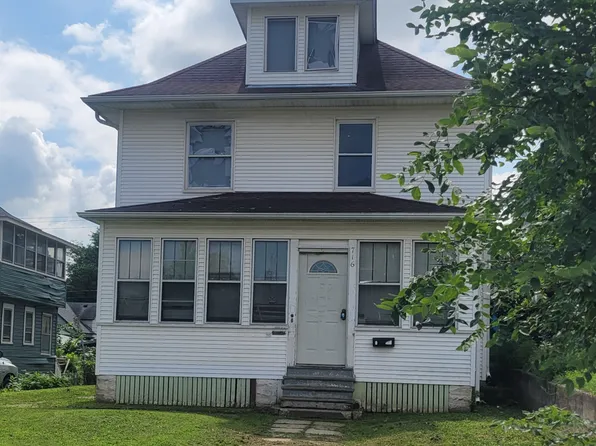 716 Rose Ave E, Saint Paul, MN 55106