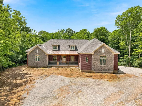 568 Locust Run Rd, Cincinnati, OH 45245