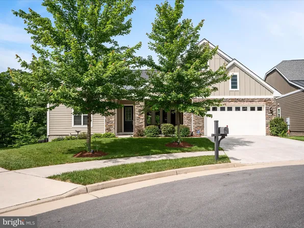 130 Grosbeak Ct, Lake Frederick, VA 22630