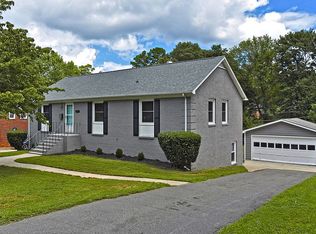 3937 Irvington Dr, Charlotte, NC 28205