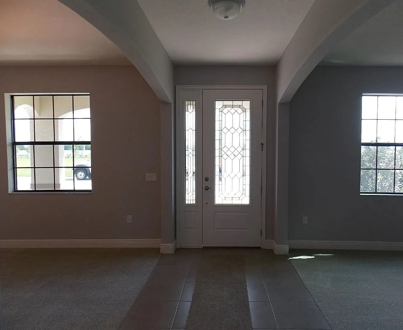 Spacious 5BR/4BA Home with Pool in Riverview — Photo 4
