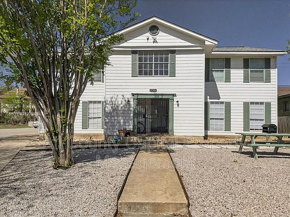2nd image of 3432 Willowrun Dr APT B
