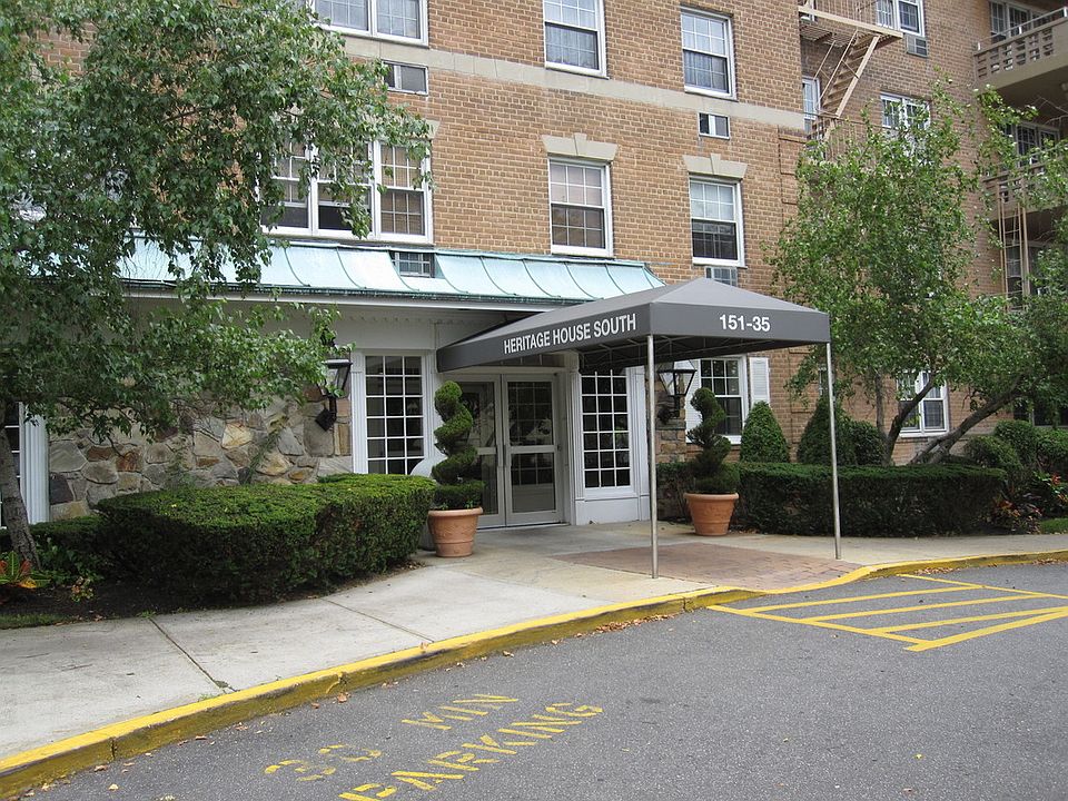 1st image of 15135 84th St APT 2F