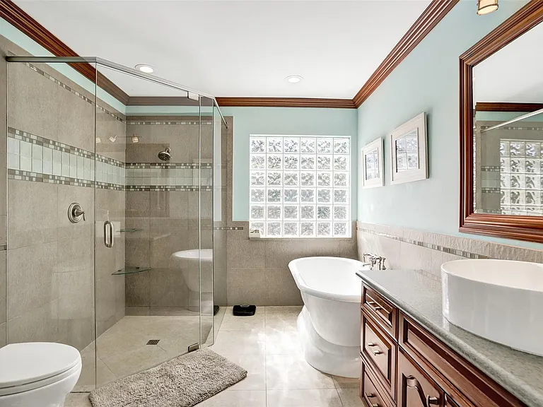 4142 NW 58th Dr — Photo 31