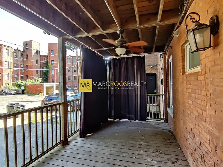 8 Strathmore Rd #4B — Photo 12