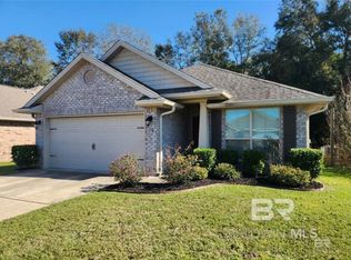 1716 Firefly Ln, Foley, AL 36535