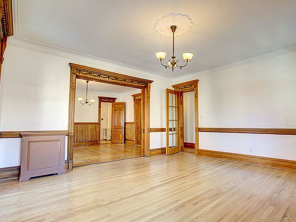 4th image of 100 W 76th St APT 4N