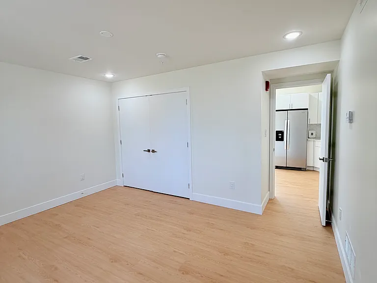 4212 Lancaster Ave #202 — Photo 5