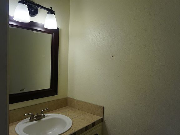 4th image of 85 E Caldwood Dr APT 8