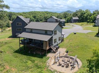 242 Lily Jo Way, Sevierville, TN 37876