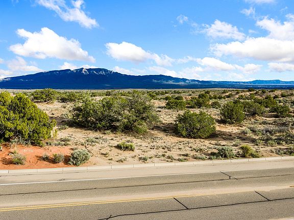 3rd image of 2403 Desert Zinnia Rd NE