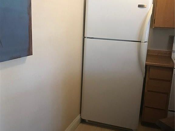 2nd image of 480 Elm Dr Unit 205