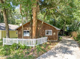 1011 Camelia St, Atlantic Beach, FL 32233