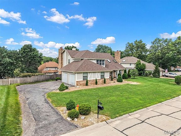 4th image of 440 Meramec Way