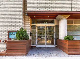 32 Stewart St #305, Toronto, ON M5V 3T2