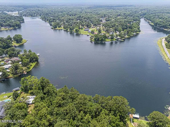 240 LAKE ASBURY Drive, Green Cove Springs, FL 32043