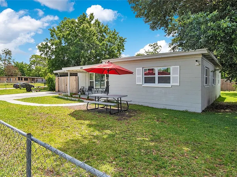 1301 Lawne Blvd — Photo 3