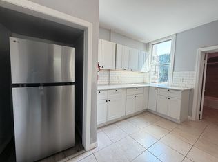 35 Orient Ave #1, Jersey City, NJ 07305