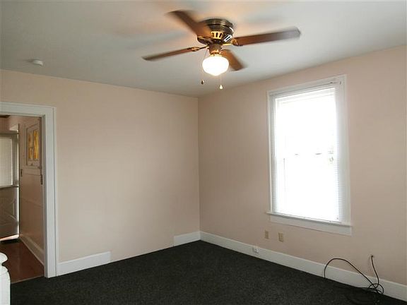 5th image of 1203 Vanderveer Ave