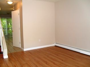 732 Manton Ave #1R, Providence, RI 02909