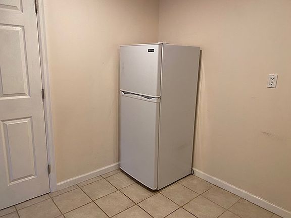 4th image of 1026 Murchison Dr #2
