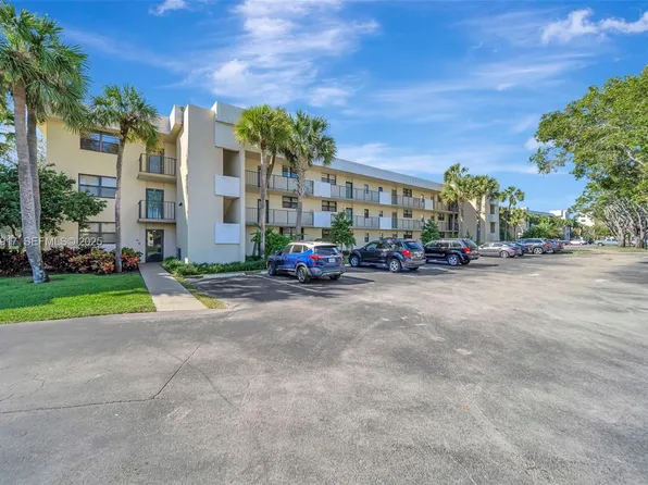 2450 Deer Creek Country Club Blvd APT 109, Deerfield Beach, FL 33442