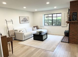 231 Bethany Rd APT 105, Burbank, CA 91504