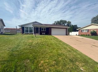 442 31st Ave, East Moline, IL 61244