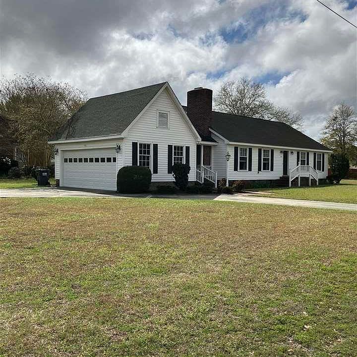 1st image of 401 English Park Rd