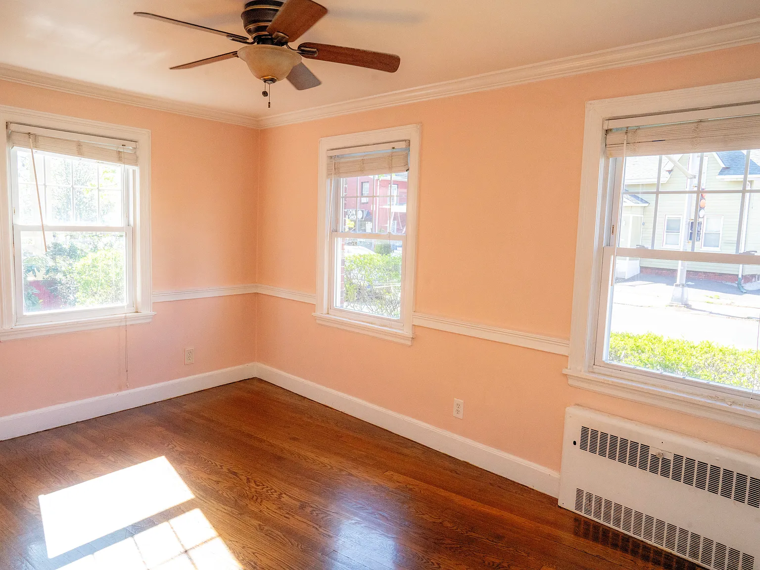 2 bed, 770 sqft, $2,250 — Photo 2