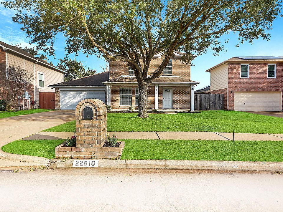 1st image of 22610 Heather Way Ct