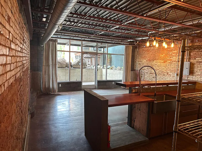 1221 Turner St #C — Photo 5