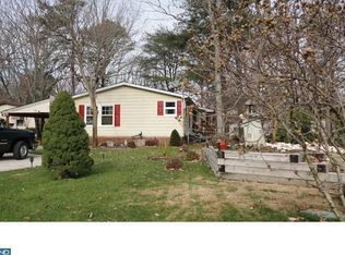 74 Skyline Dr, Sicklerville, NJ 08081