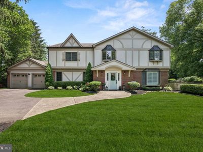 236 Carriage Hill Dr, Moorestown, NJ, 08057