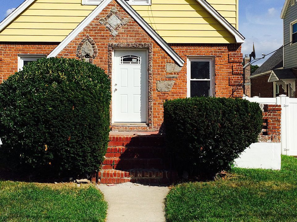 1st image of 117-21 224 St
