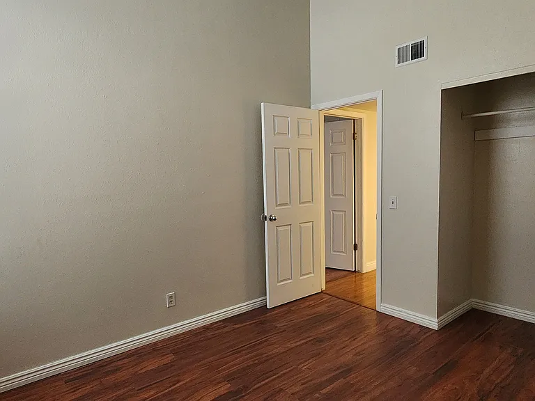 14140 E Temple Dr — Photo 28