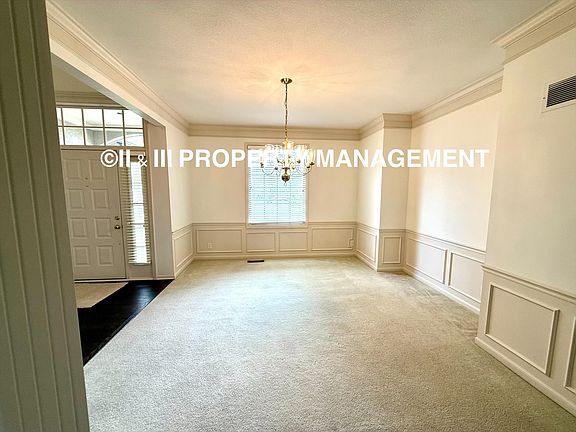 4th image of 11321 W 142nd St