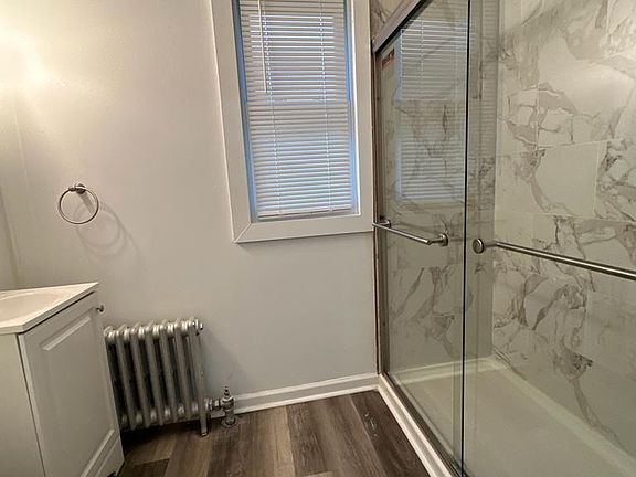 5th image of 33 New York St Floor 1