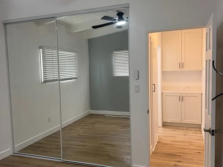 1401 Manhattan Beach Blvd — Photo 5