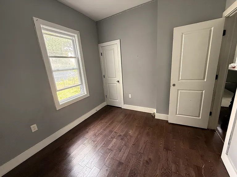 48 Vermont Ave #1 — Photo 5