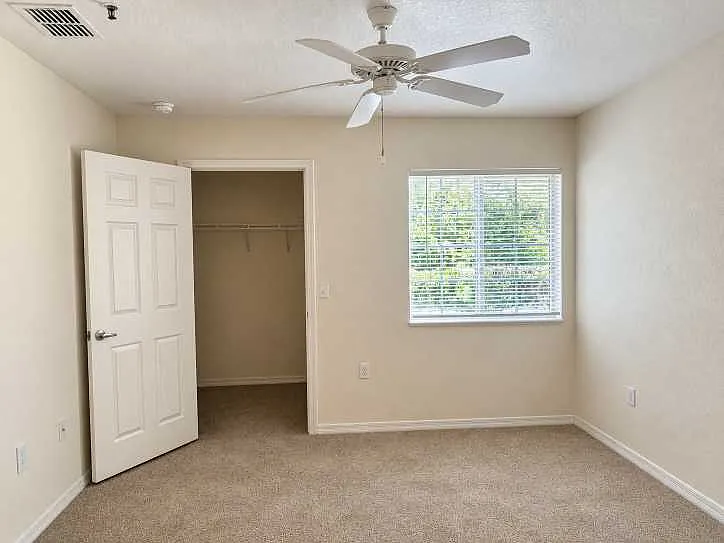 Sonrise Villas Apartment Homes — Photo 3