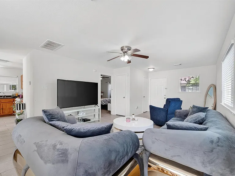 20638 Patriot Park Ln — Photo 10