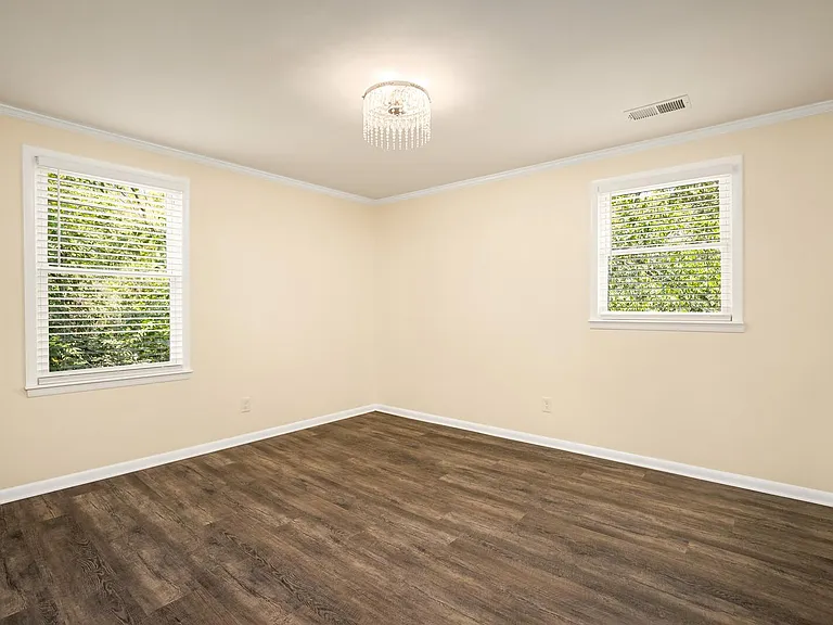 2112A Sanborn Dr — Photo 23