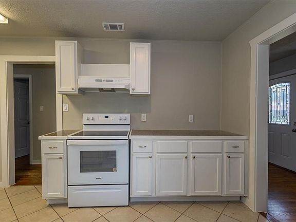 4th image of 5080 Tennyson Dr