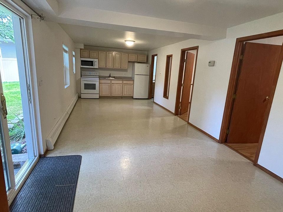 1st image of 29 Bellaire Ave